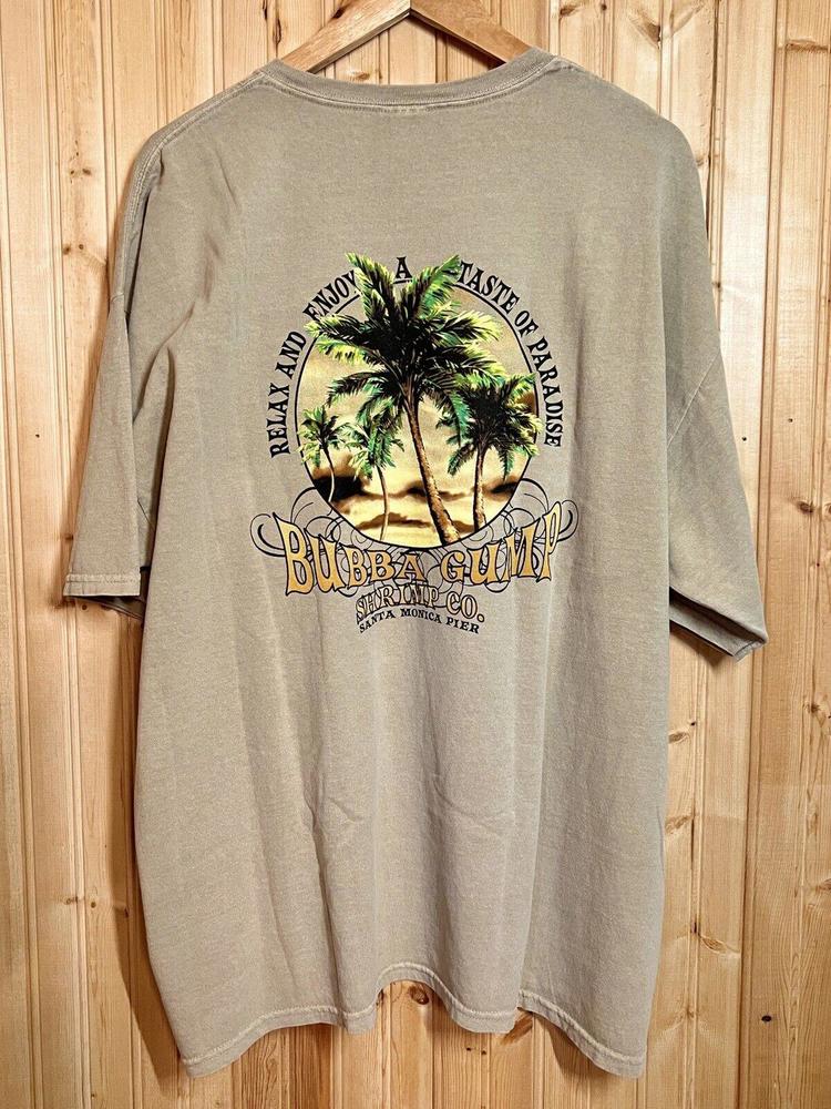 Y2K Bubba Gump Shrimp Co. T-shirt Santa Monica Double Sided Tan sz 2XL NWT